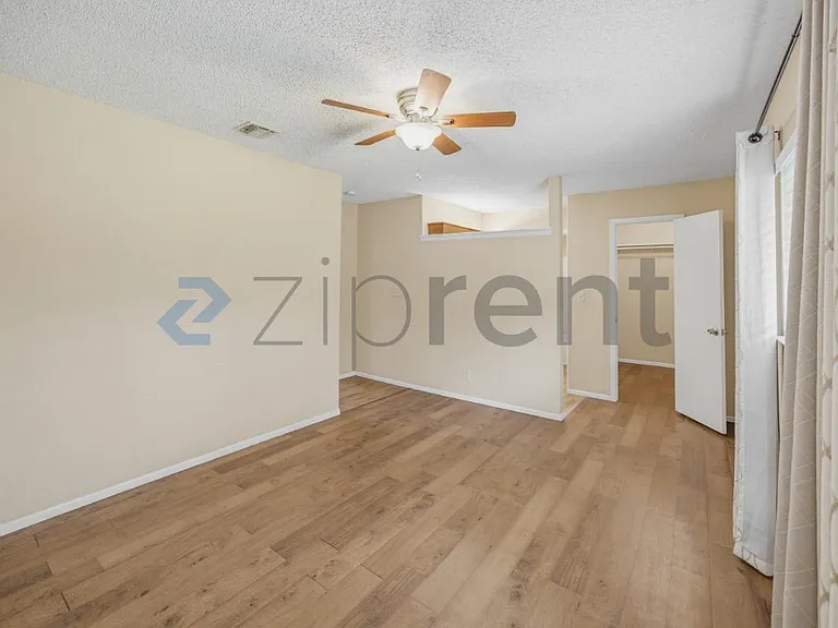 8318 Tuxford — Photo 22
