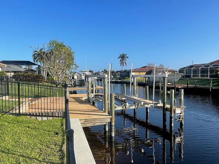 Boat Dock & Lift