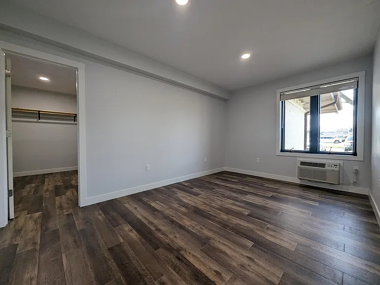 413 Jefferson St #10 — Photo 6