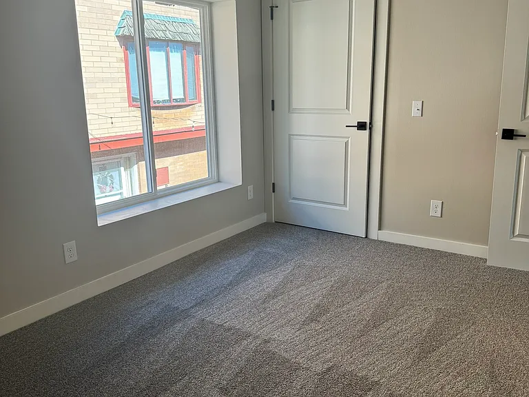 Terrace Heights Apartments — Photo 79