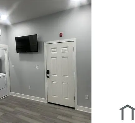 6122 Market St #1 — Photo 6