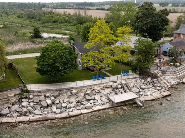 2118 Lakeshore Rd, Haldimand County, ON N1A 2W8