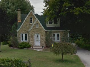 6101 S 106th St, Hales Corners, WI 53130