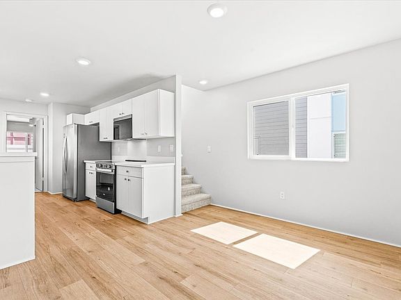 4th image of 91-3525 Kamalie Mua St #46