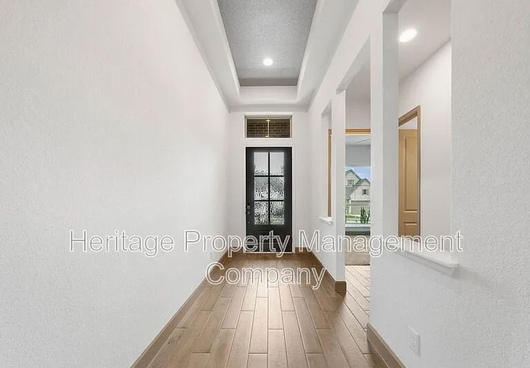 316 Hulda Trl — Photo 5