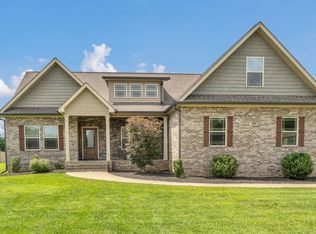 386 Twelve Oaks Dr, Rock Spring, GA 30739