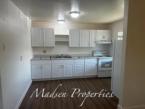 1872 5th Ave Photo 1