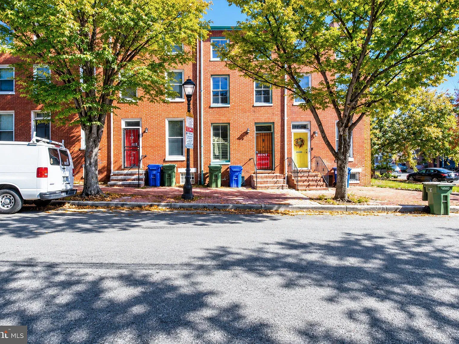 2 bed, 2.0 bath, 1804 sqft, $2,000 — Photo 1