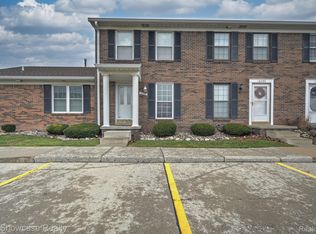 16320 Rudgate St, Southgate, MI 48195