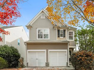 411 Pond Weed Dr, Lawrenceville, GA 30045