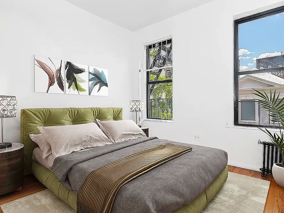 1st image of 322 W 11th St #9/12