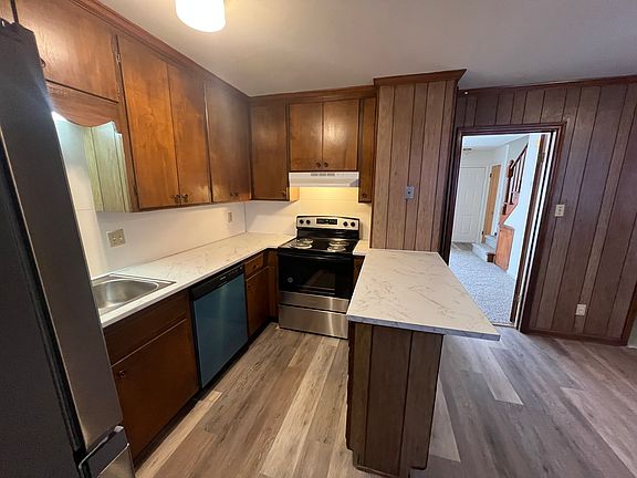 4th image of 1723 E Cone Blvd APT B