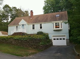 71 Upland Ave, Lunenburg, MA 01462