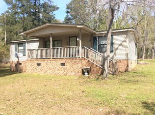 1254 Falcon Ln, Summerton, SC 29148