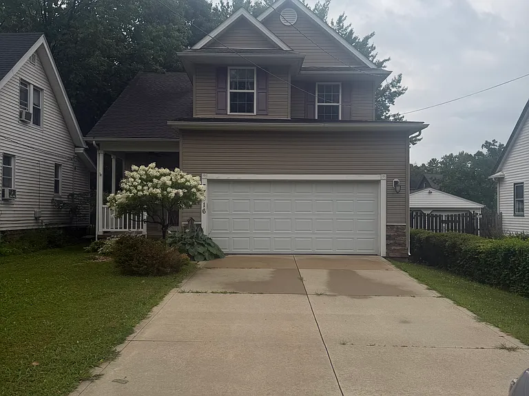 37916 Sharpe Ave — Photo 2