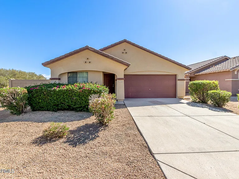17715 W Redfield Rd — Photo 29