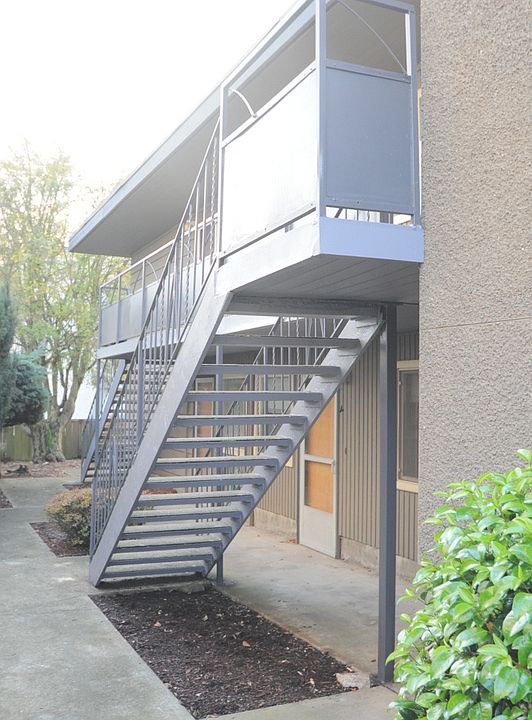 Bldg - Exerior View 2