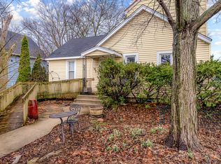 818 Bach St, Northbrook, IL 60062