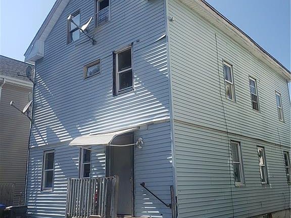 5th image of 124 Eastwood Ave