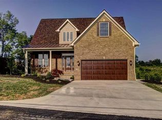 150 McClure Rd, Winchester, KY 40391