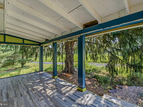 5th image of 627 Apple Orchard Cir