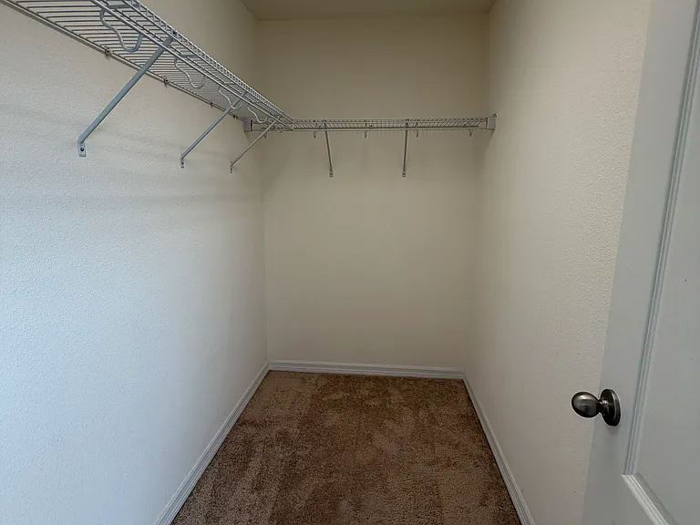 475 Merry Brook Cir — Photo 16