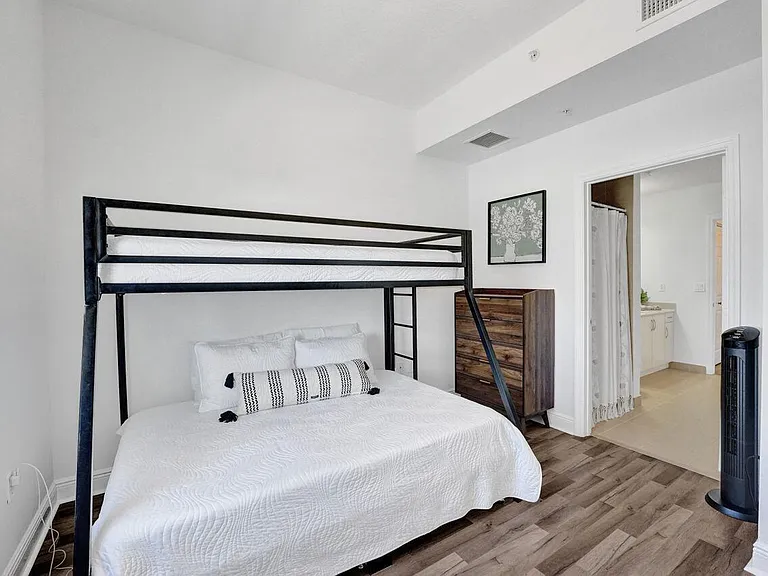 511 Lucerne Ave #613 — Photo 20