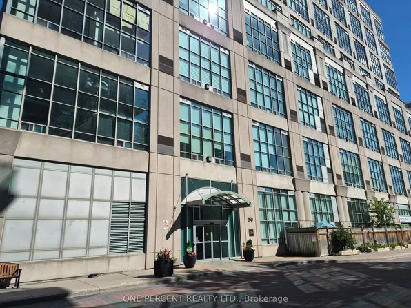 250 Manitoba St #622, Toronto, ON M8Y 4G8
