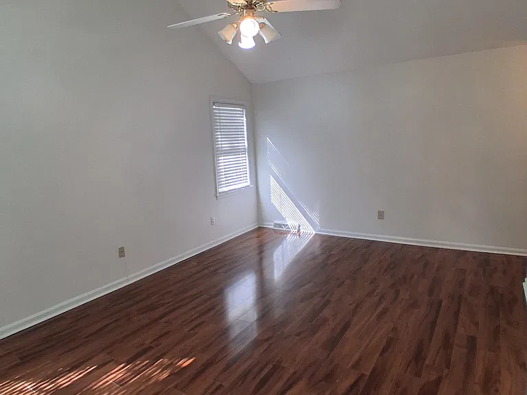 110 Bridlewood Pl — Photo 8