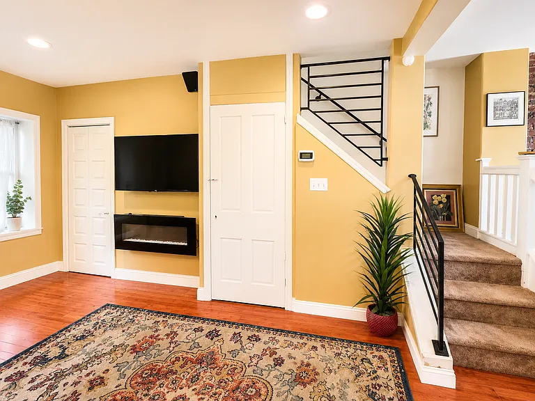 43XX Dexter St — Photo 3