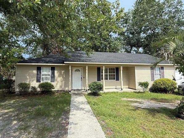 2203 Pin Oak Cir, Valdosta, GA 31602