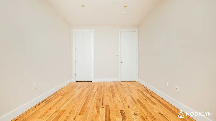 Rented by Nooklyn NYC LLC | media 59