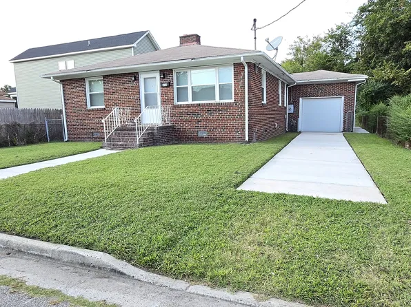 818 Coolidge St, Portsmouth, VA 23704