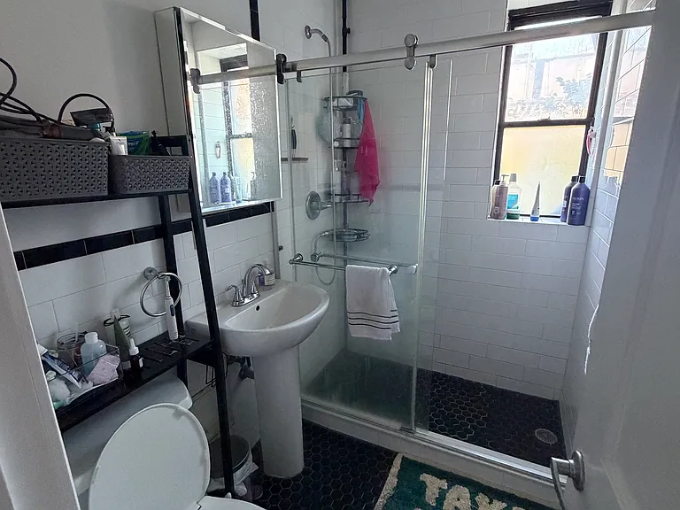211 Avenue A #17 — Photo 8