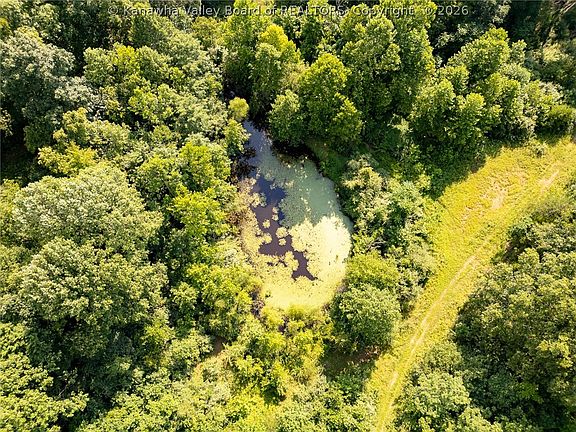 5th image of 40 Two Mile Rd