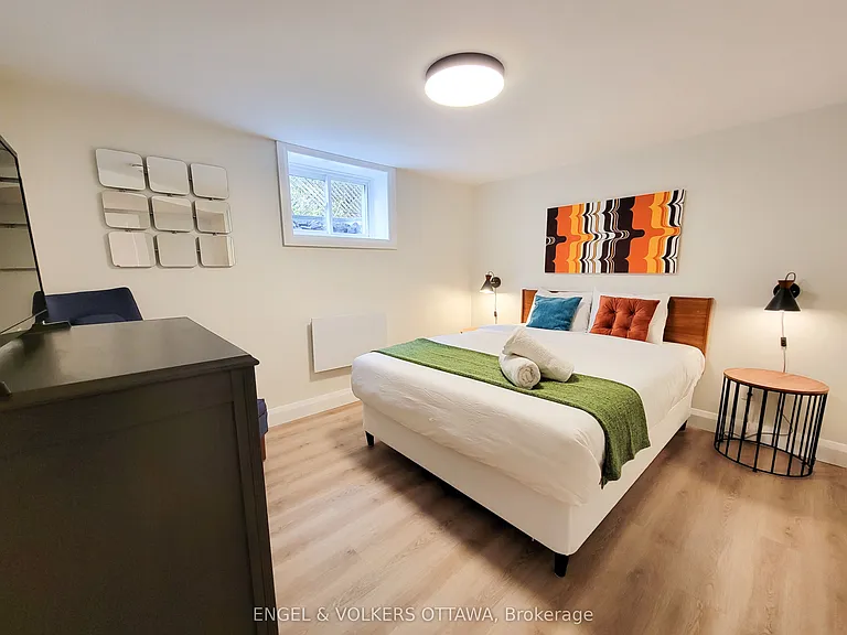 2075 Balharrie Ave #B — Photo 17