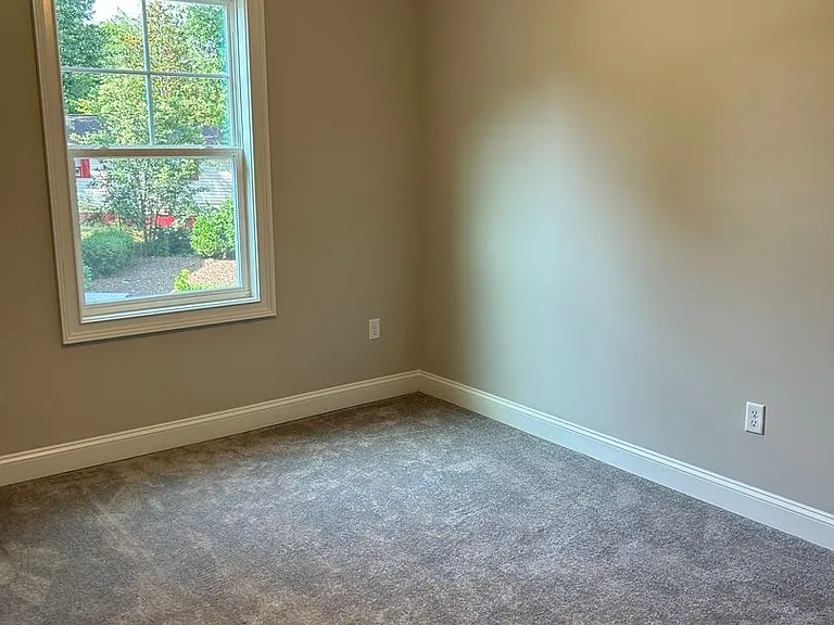 402 Prosperity Ave — Photo 12