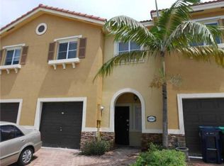 22101 SW 88th Path, Cutler Bay, FL 33190