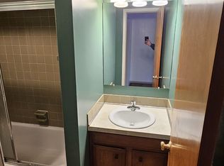 158 N Portage Path APT 3, Akron, OH 44303