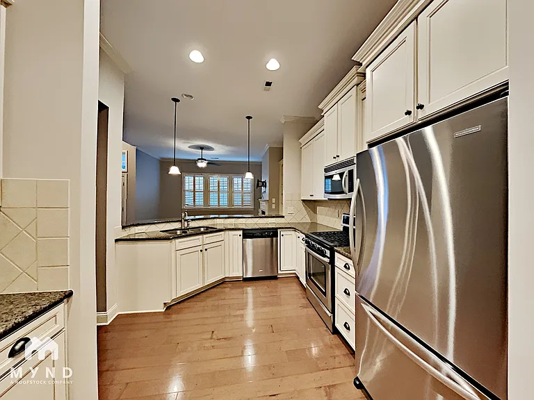 824 Historian St — Photo 4