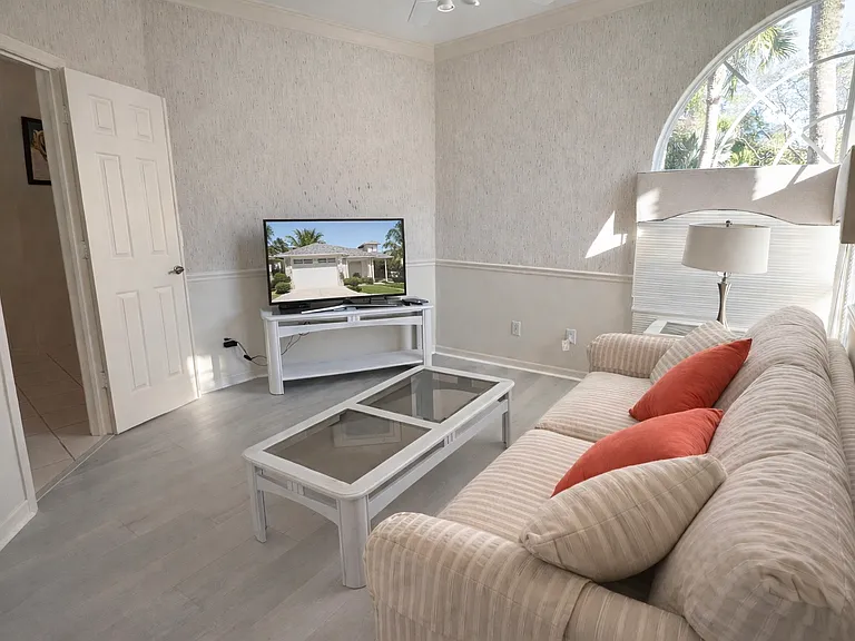 3477 Lake Crest Dr — Photo 23