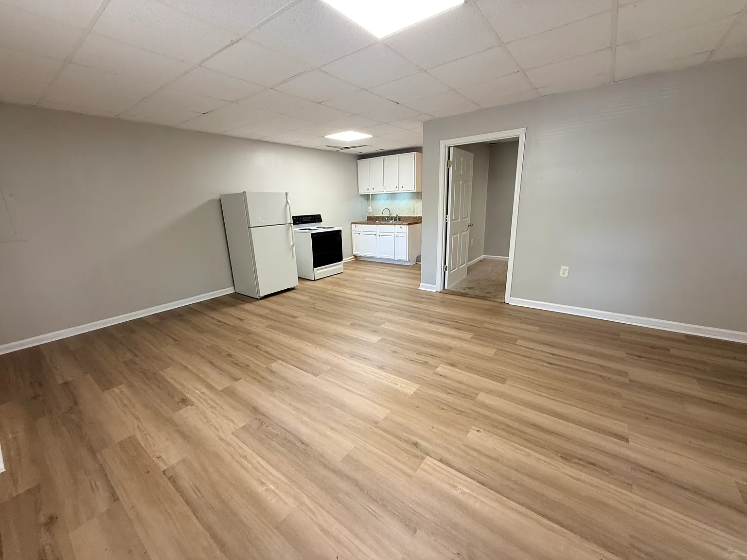 1 bed, 800 sqft, $850 — Photo 3