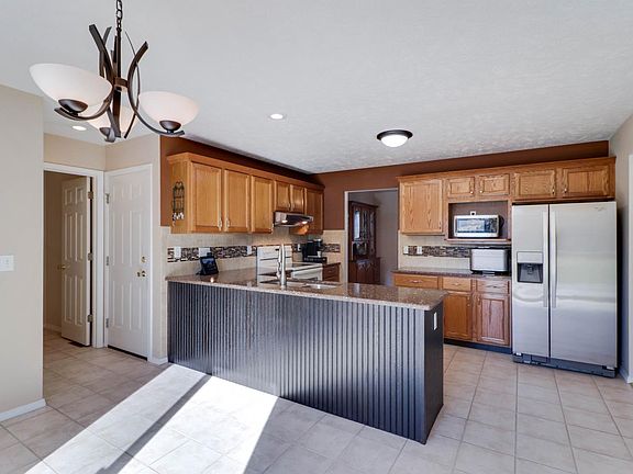 3rd image of 3107 Eagle Creek Dr