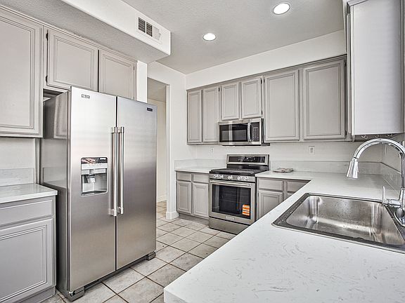 4th image of 4823 Sangay Way