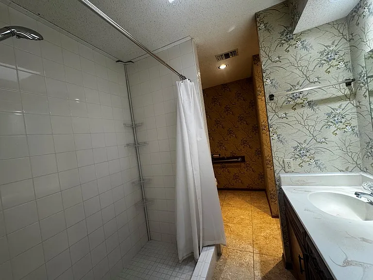 2606 Keswick Cv — Photo 15