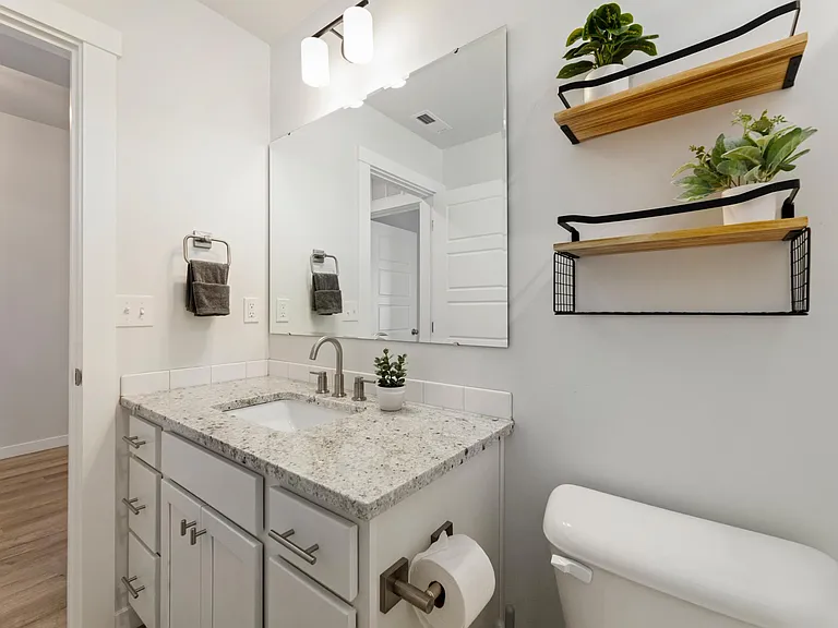 3965 N Amberwood Ave — Photo 26
