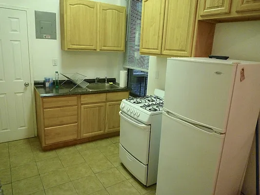 Rented by Authentic Realty | media 27