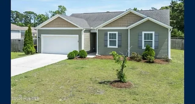 14 Frazer Ln — Photo 1