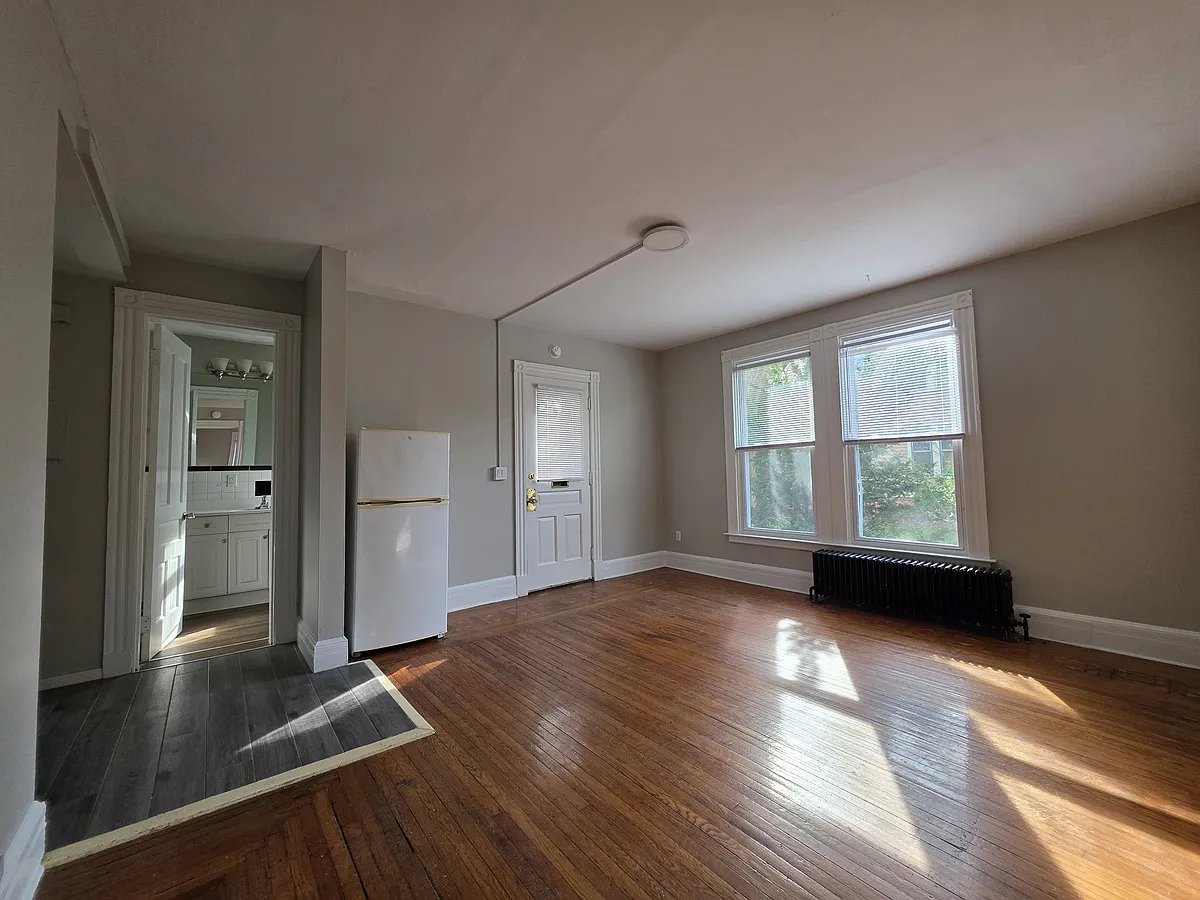 Building Photo - 172 Fountain St #R1