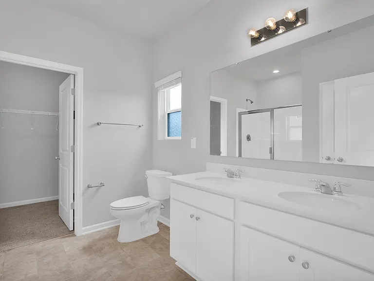 198 Greenoak Trl — Photo 36
